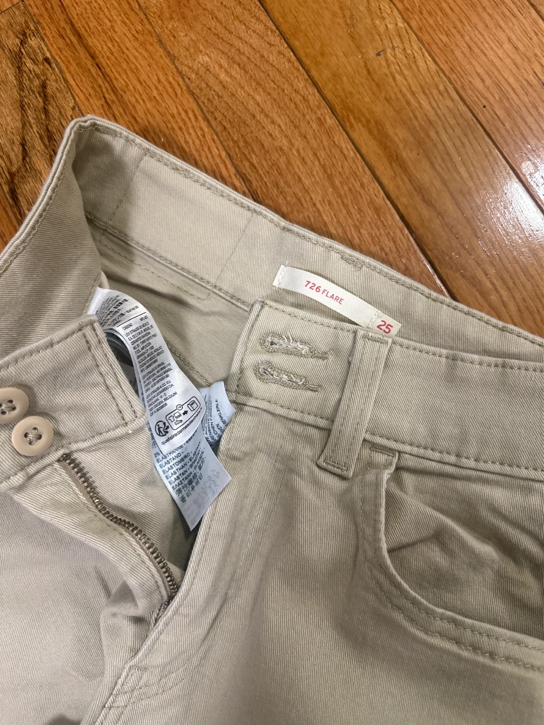 Levi's 726 Flare Jeans Size 25 - photo 2