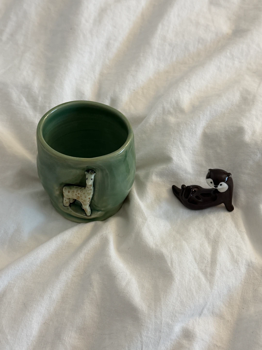 Ceramic cup and chopstick rest