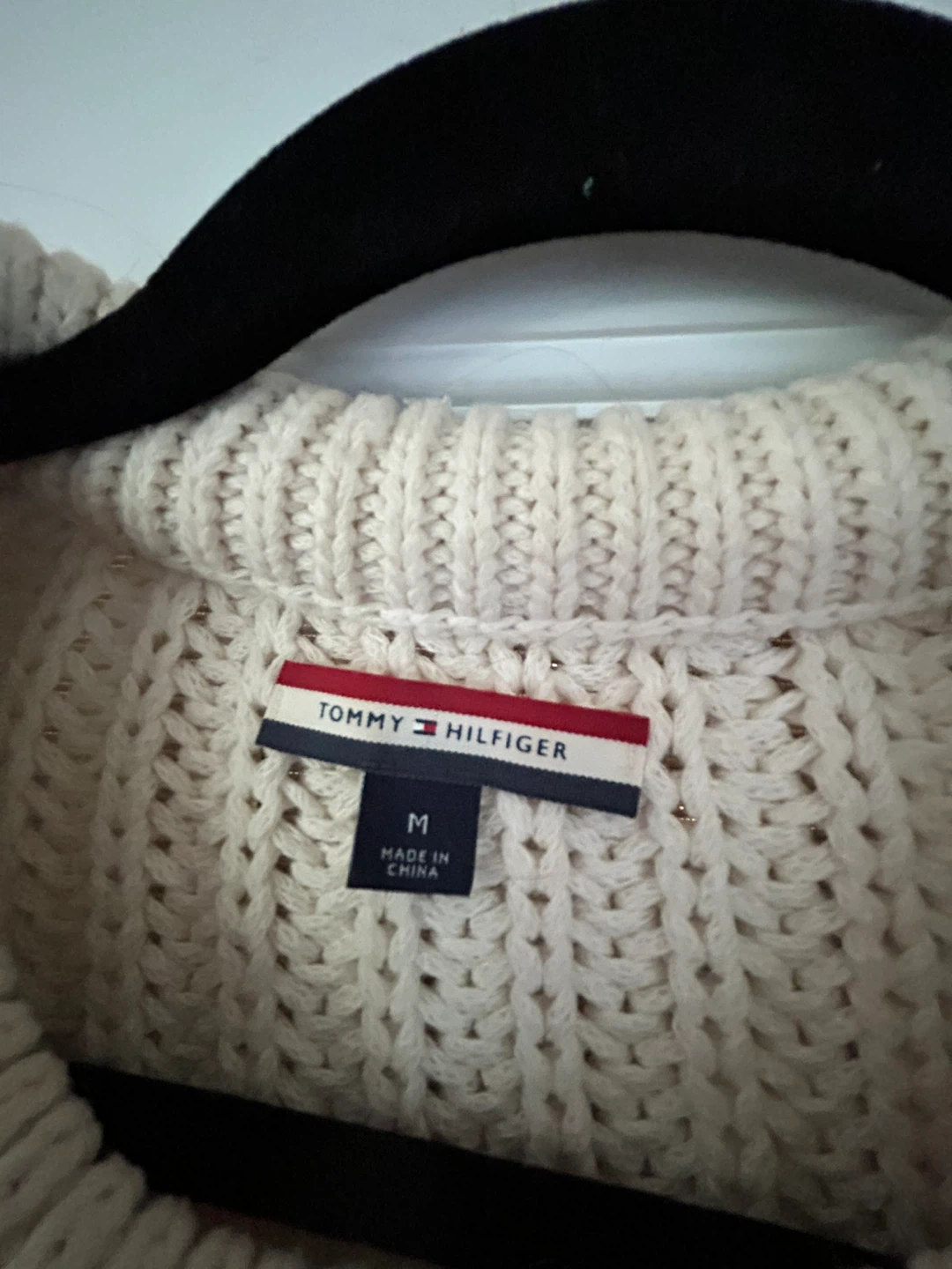 Tommy Hilfiger Cream Cable Knit Sweater - Size M - photo 3