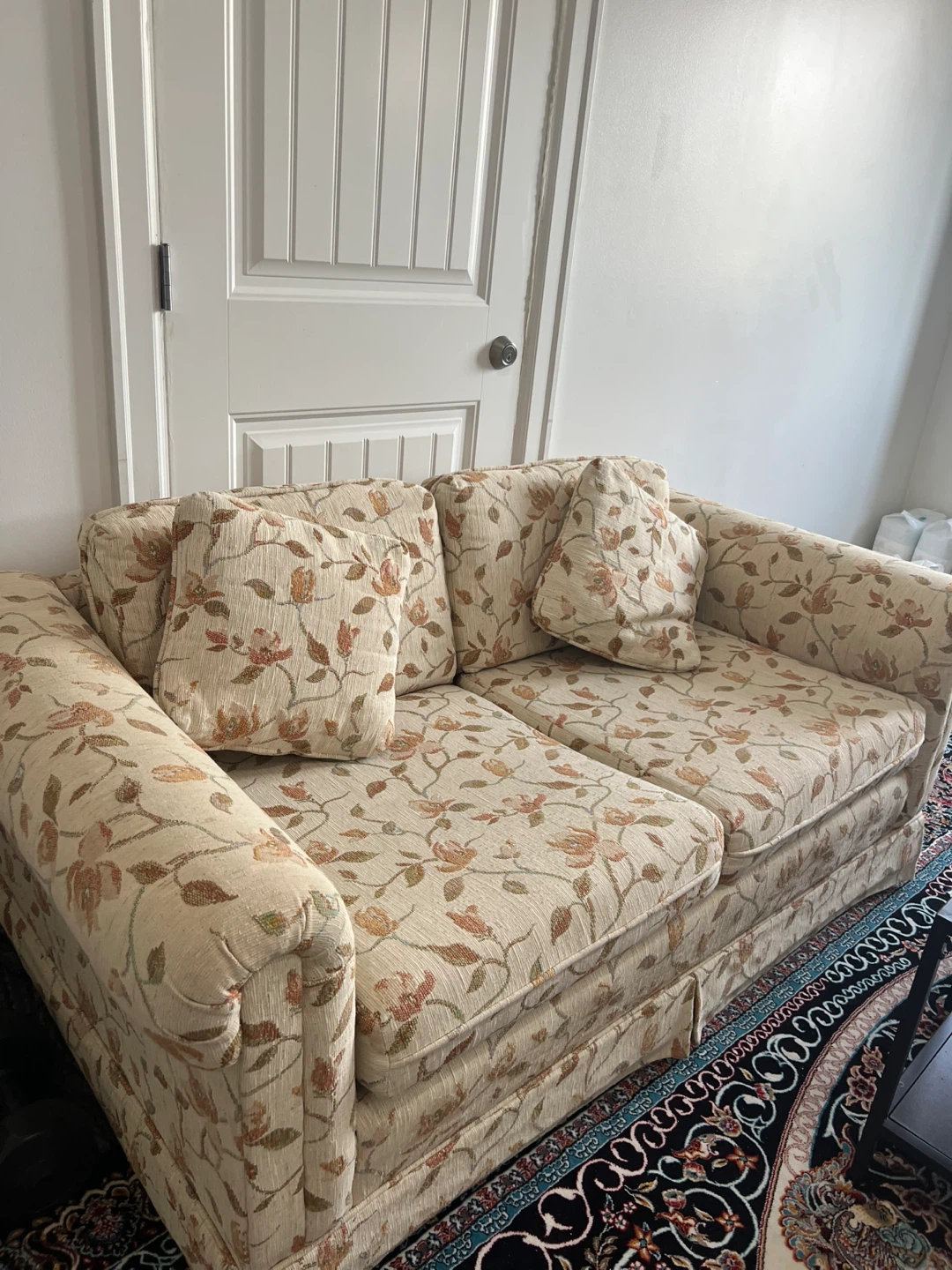 Floral Pattern Loveseat Sofa - photo 5