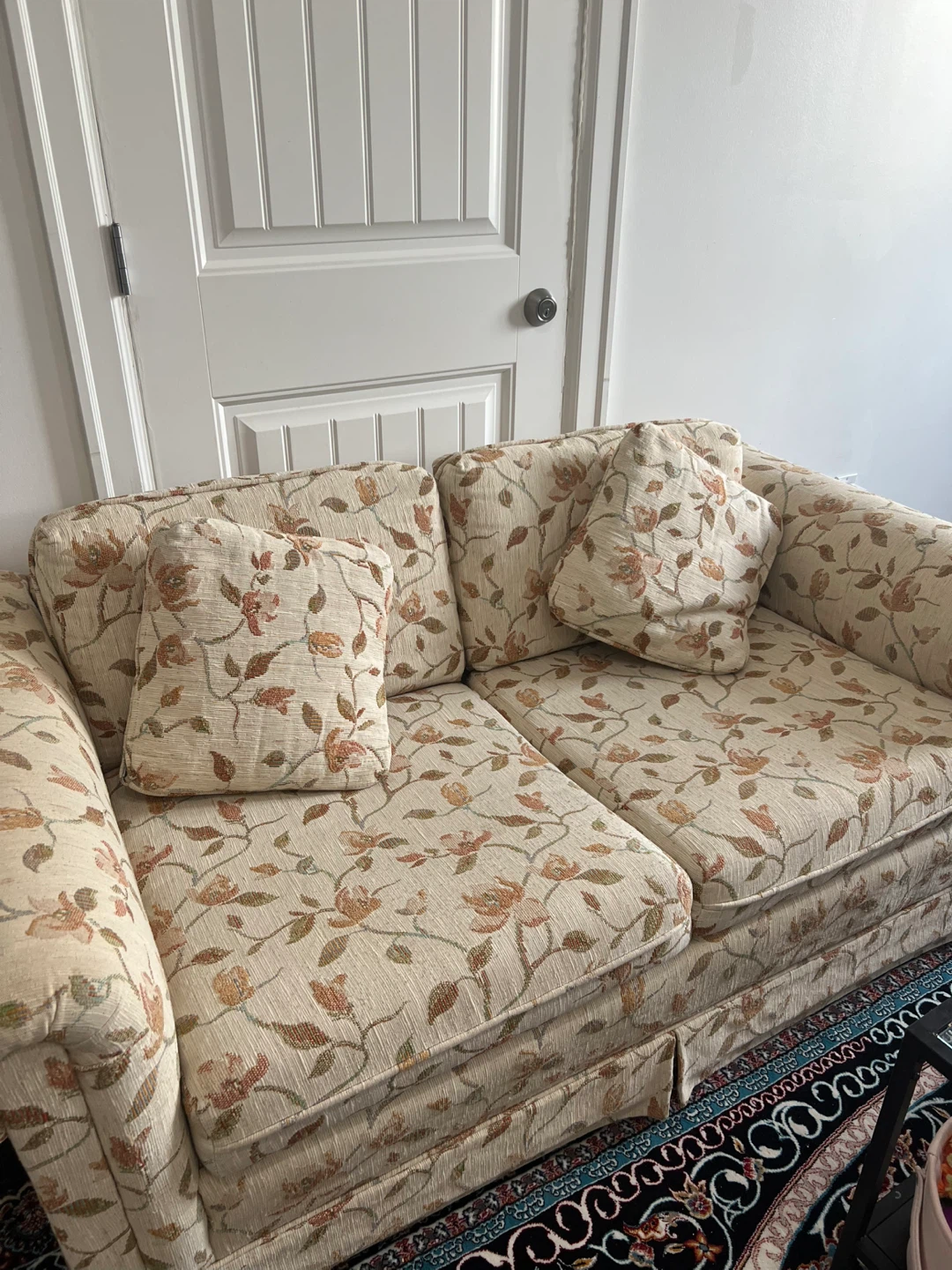 Floral Pattern Loveseat Sofa - photo 3