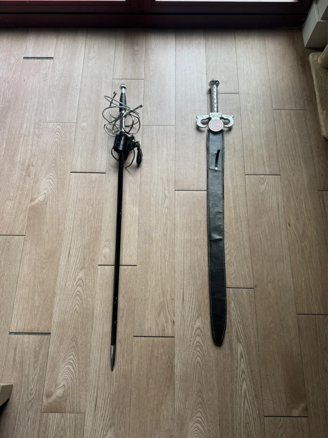 Decorative Swords with Scabbard