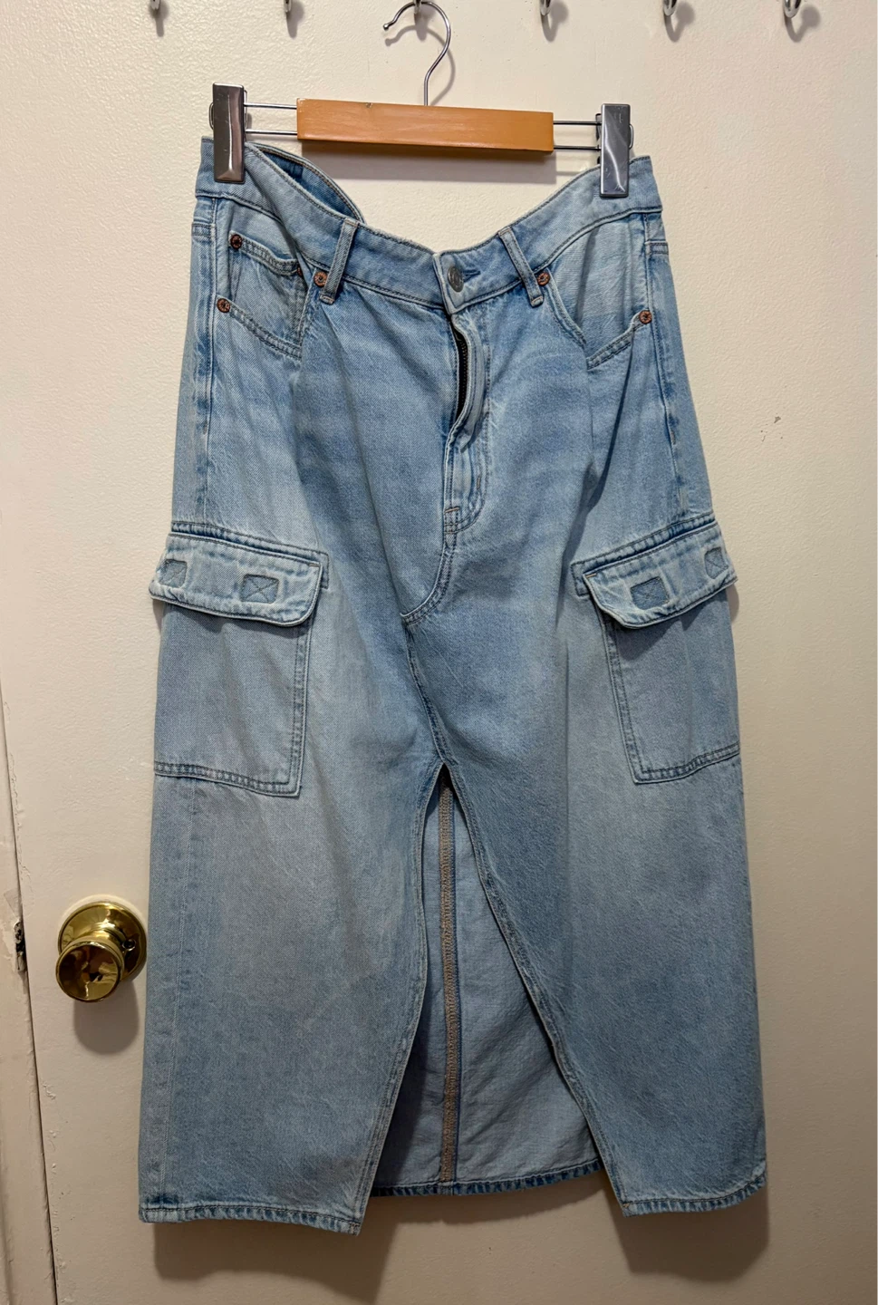 AE Dreamy Drape High-Waisted Cargo Denim Midi Skirt