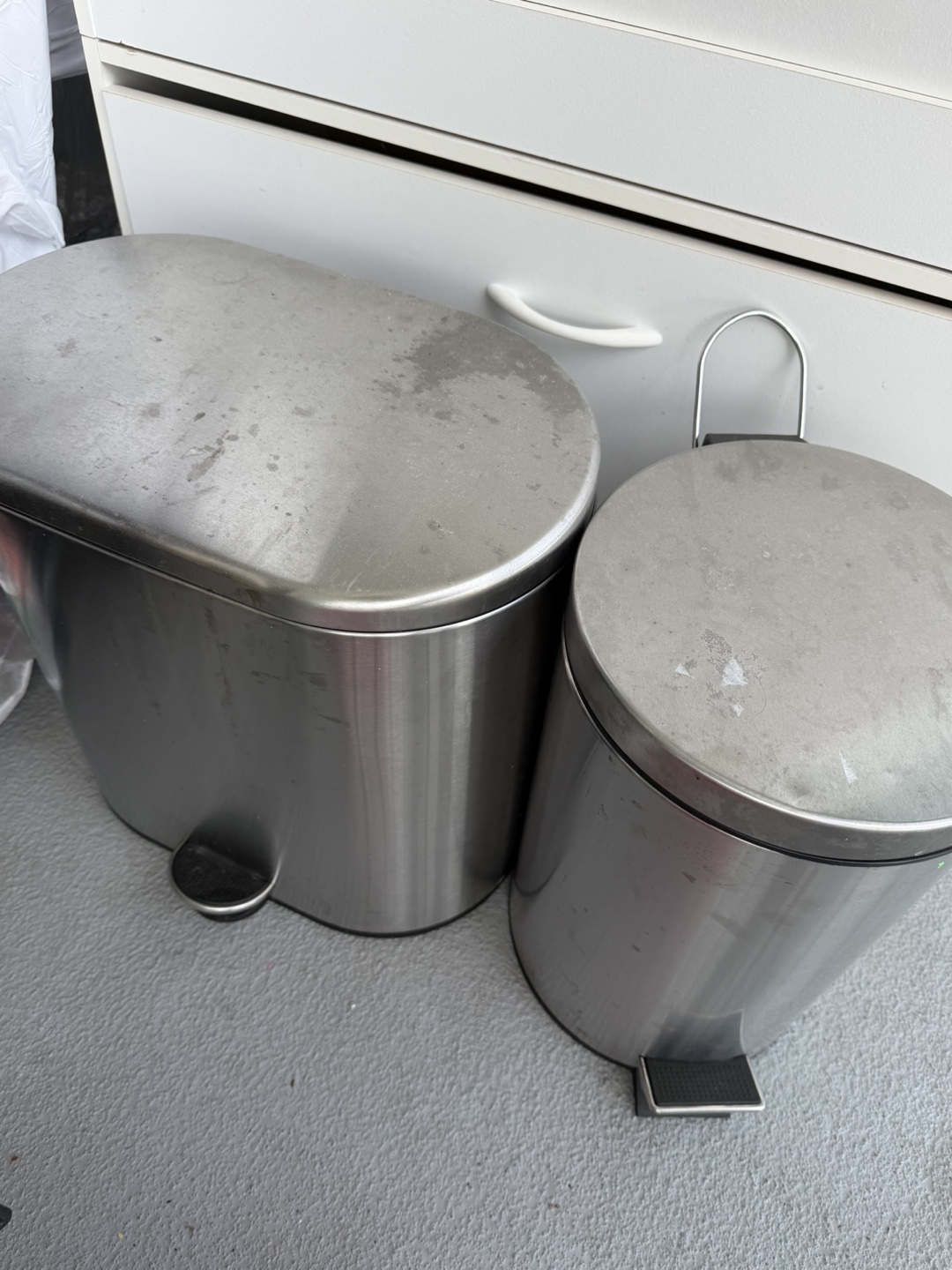 Pedal steel garbage bins - photo 2