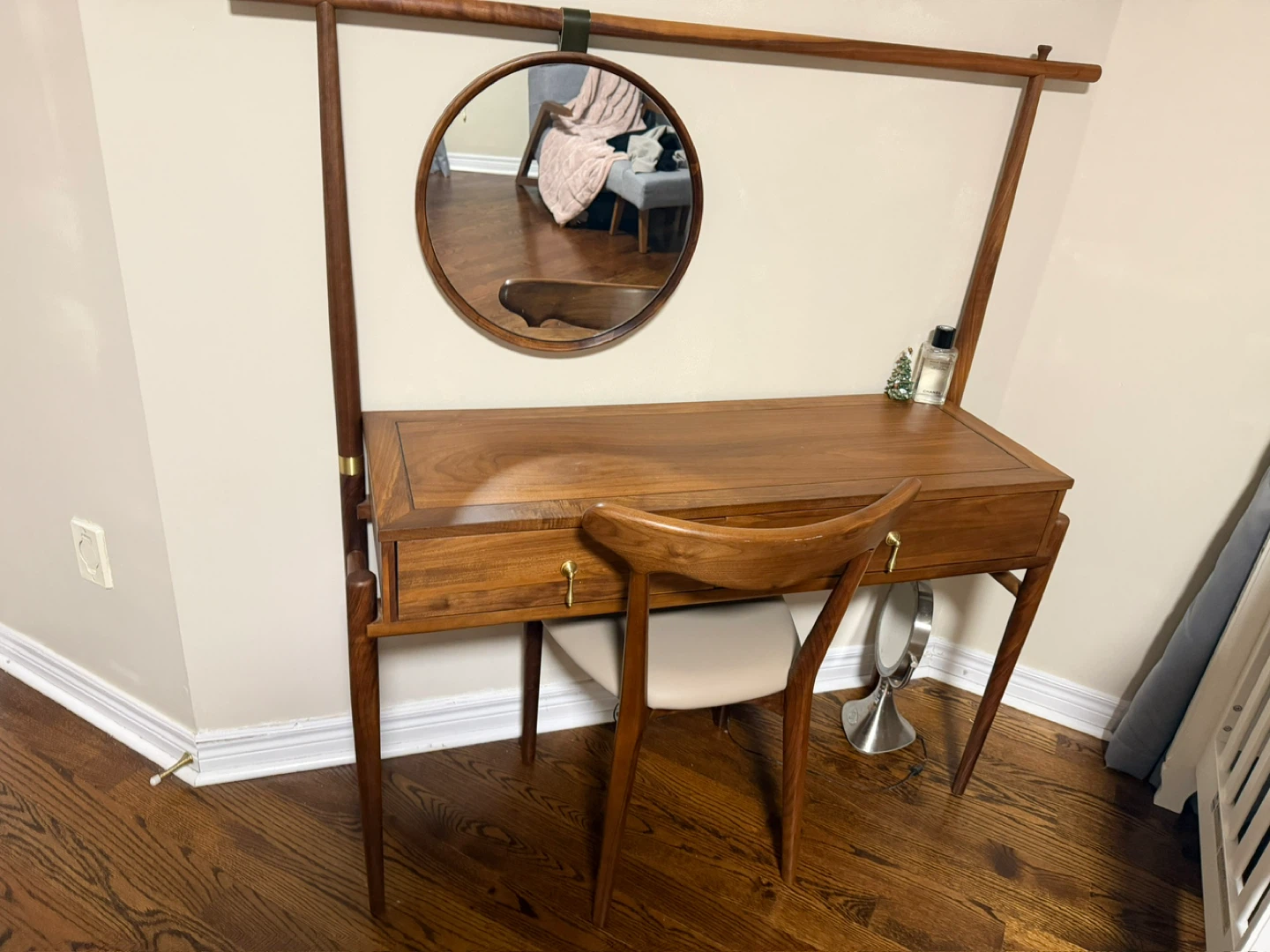 Mid-Century Modern Walnut Vanity Desk with Mirror - photo 2