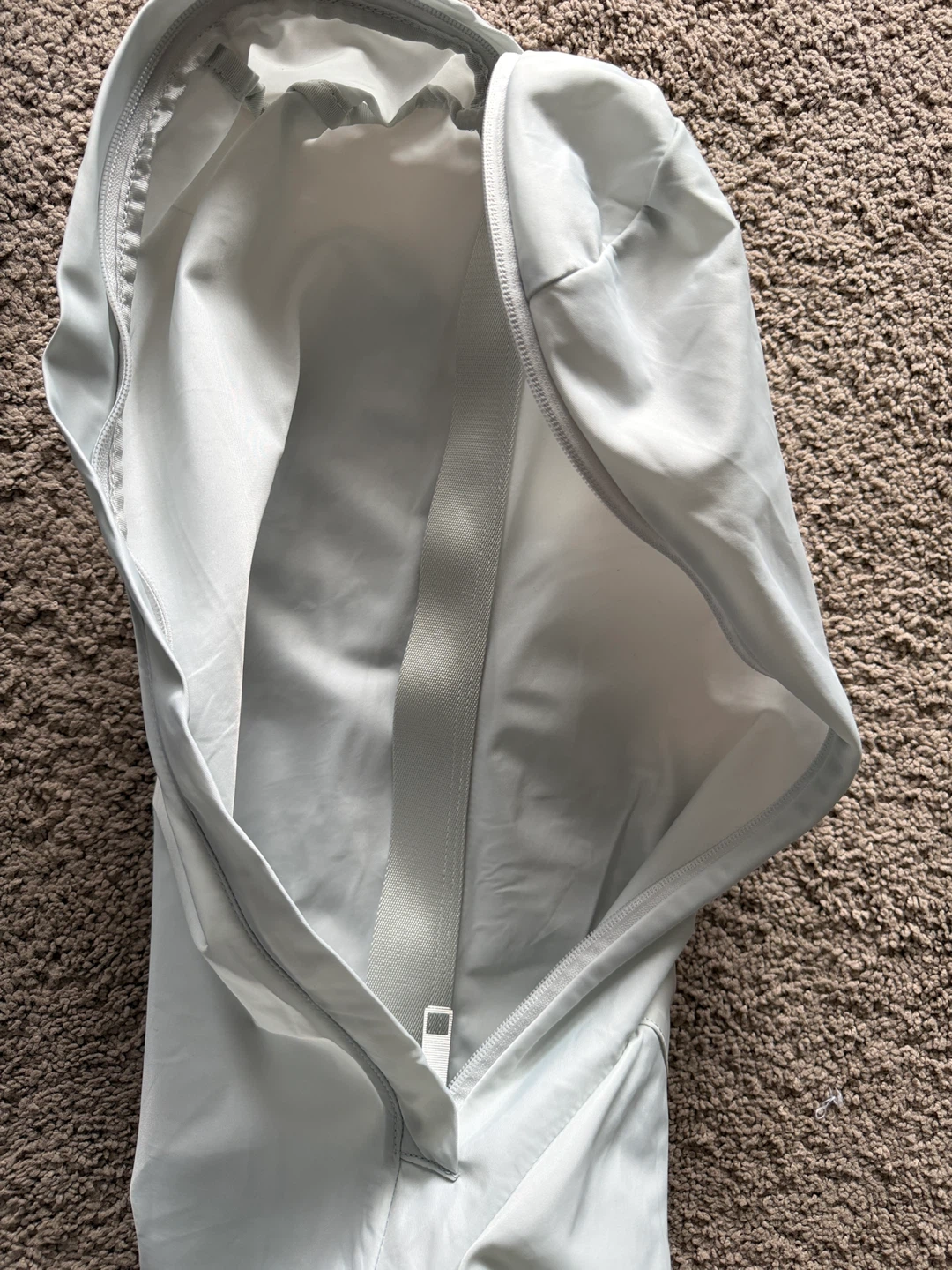Lululemon The Yoga Mat Bag Light Grey - photo 5
