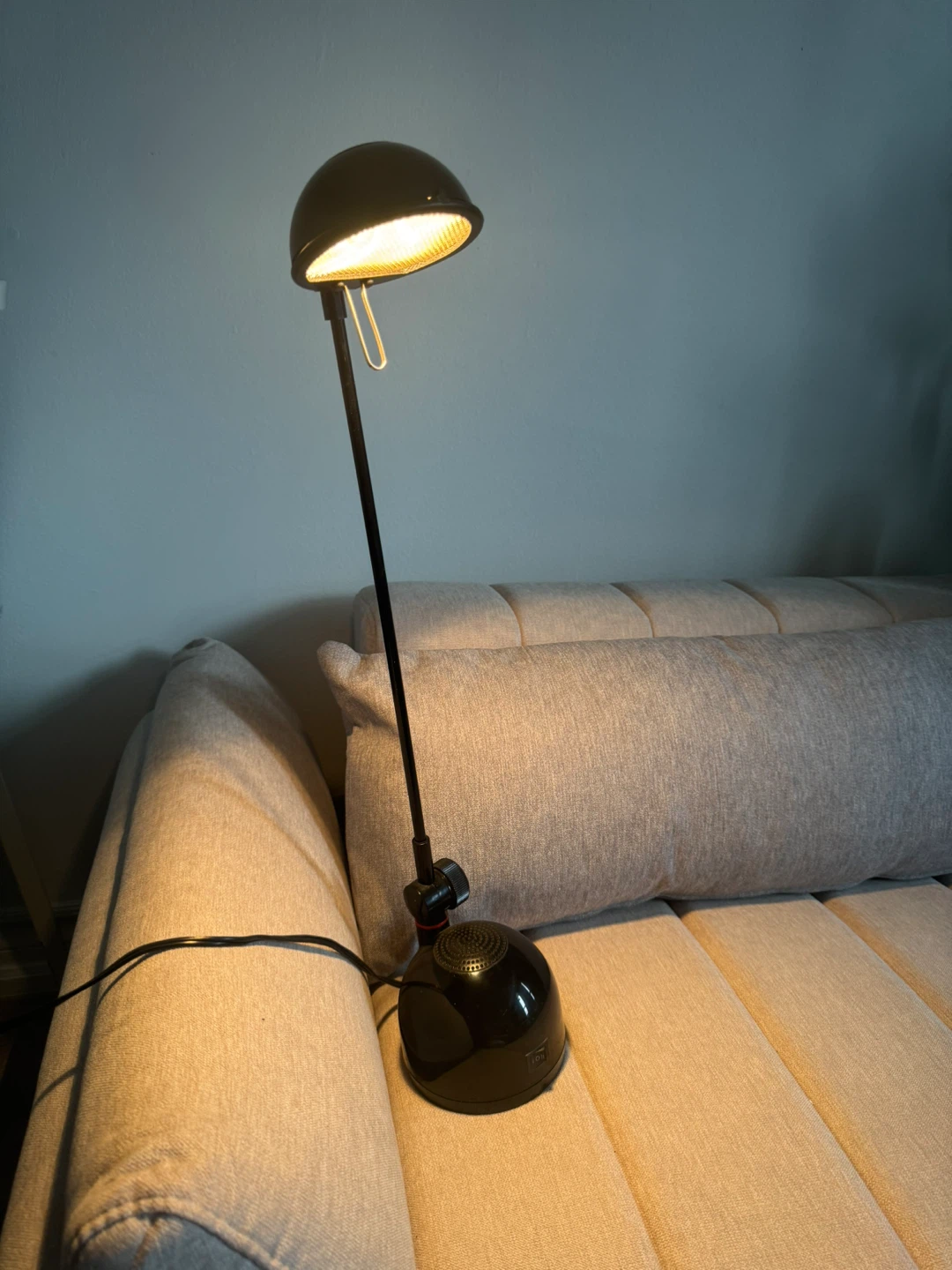 Vintage portable desk lamp/reading light. - photo 2