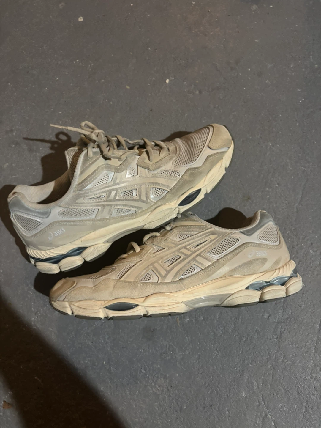 ASICS Gel-Kayano Running Shoes