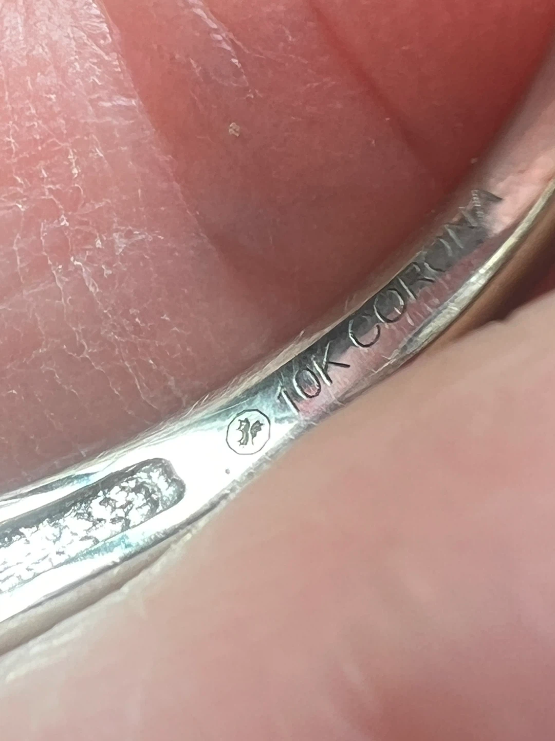 10K Corona Diamond Engagement and Wedding Ring Set - photo 3
