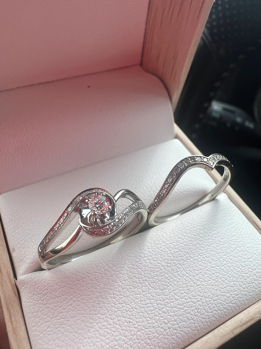 10K Corona Diamond Engagement and Wedding Ring Set - photo 2