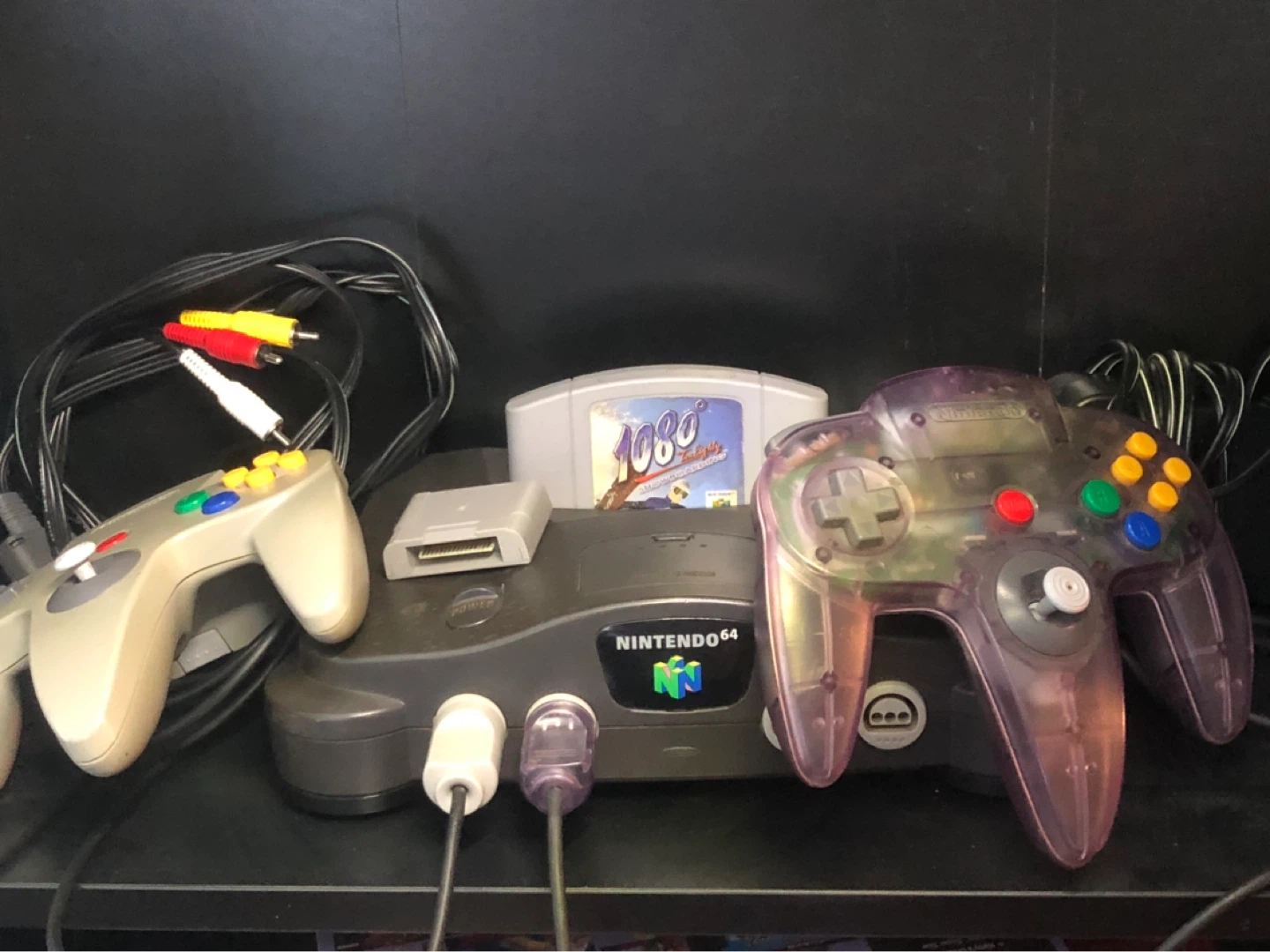 Nintendo 64 Console with 2 Controllers and Game