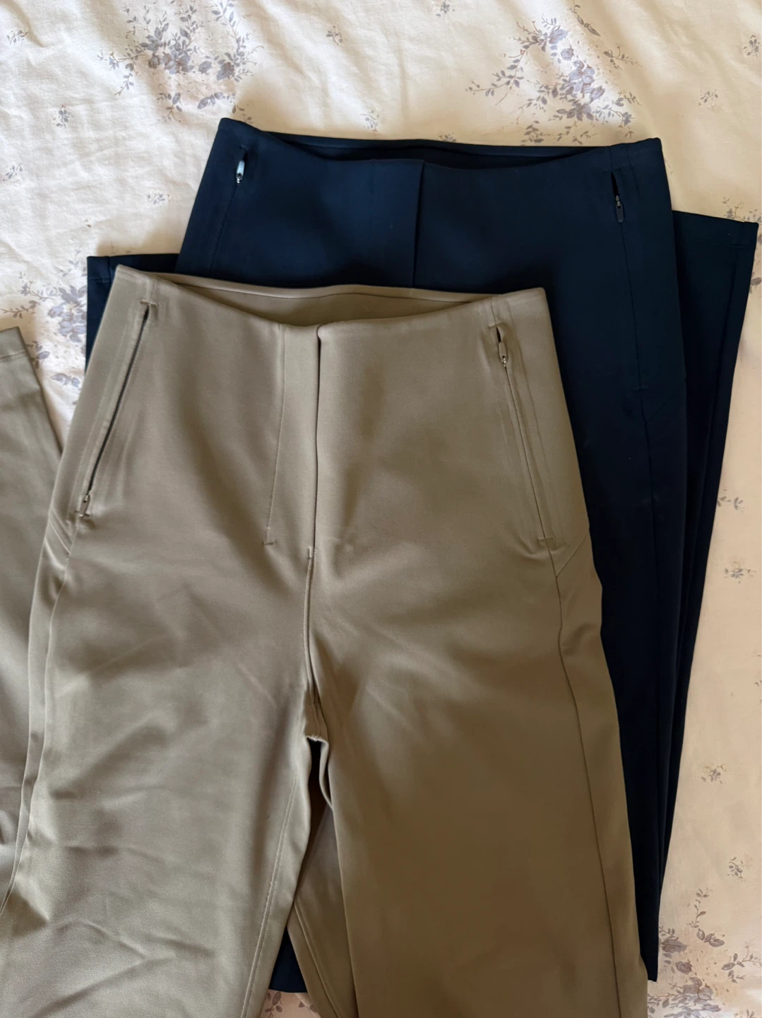 Lululemon Pants - photo 5