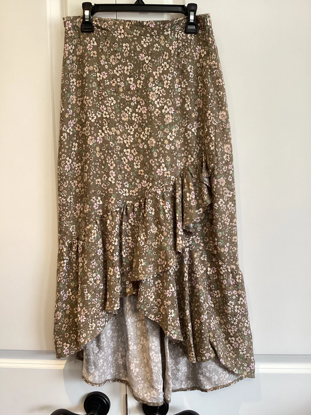 ARDENE FLORAL HI LOW SKIRT