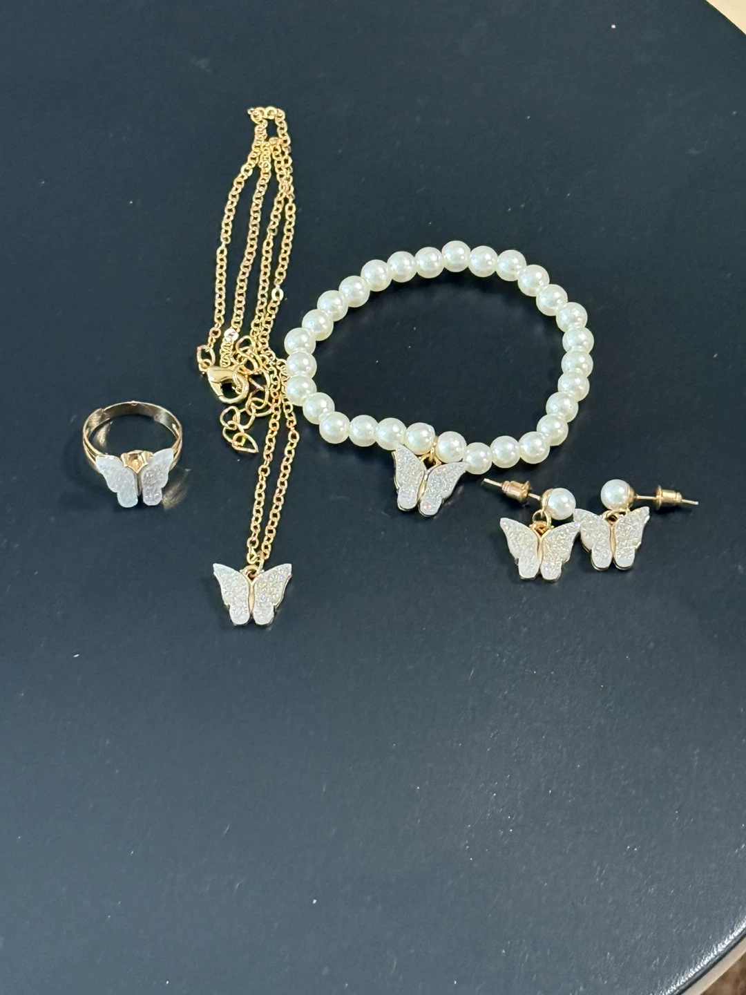 Butterfly Jewelry Set Necklace Bracelet Earrings Ring