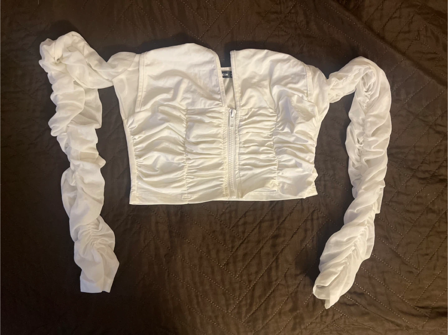 SHEIN White Ruched Cold Shoulder Crop Top Size M