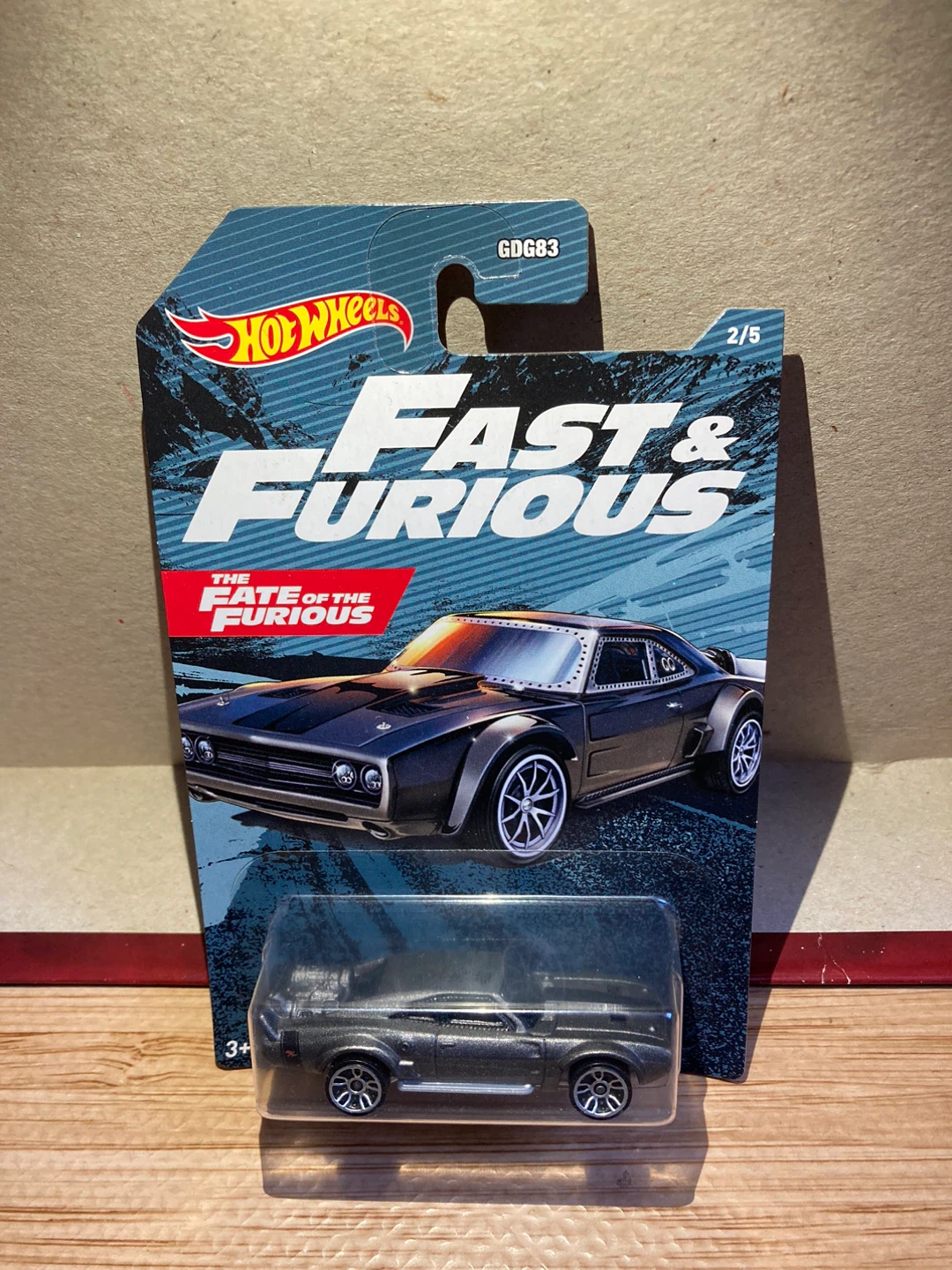 Hot Wheels Fast & Furious / Ice Charger / Gray