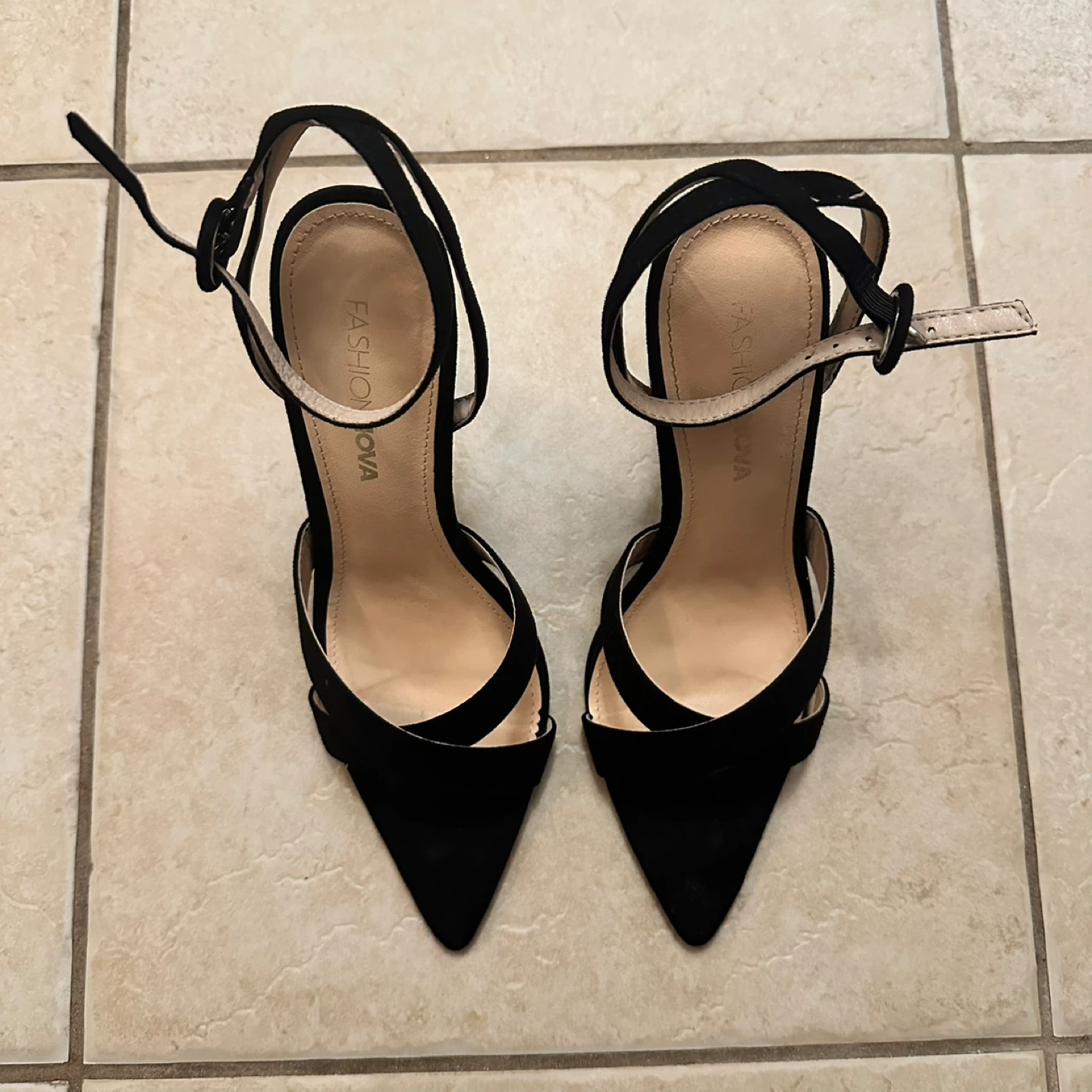 Black Heeled Sandals Size 7 - photo 2