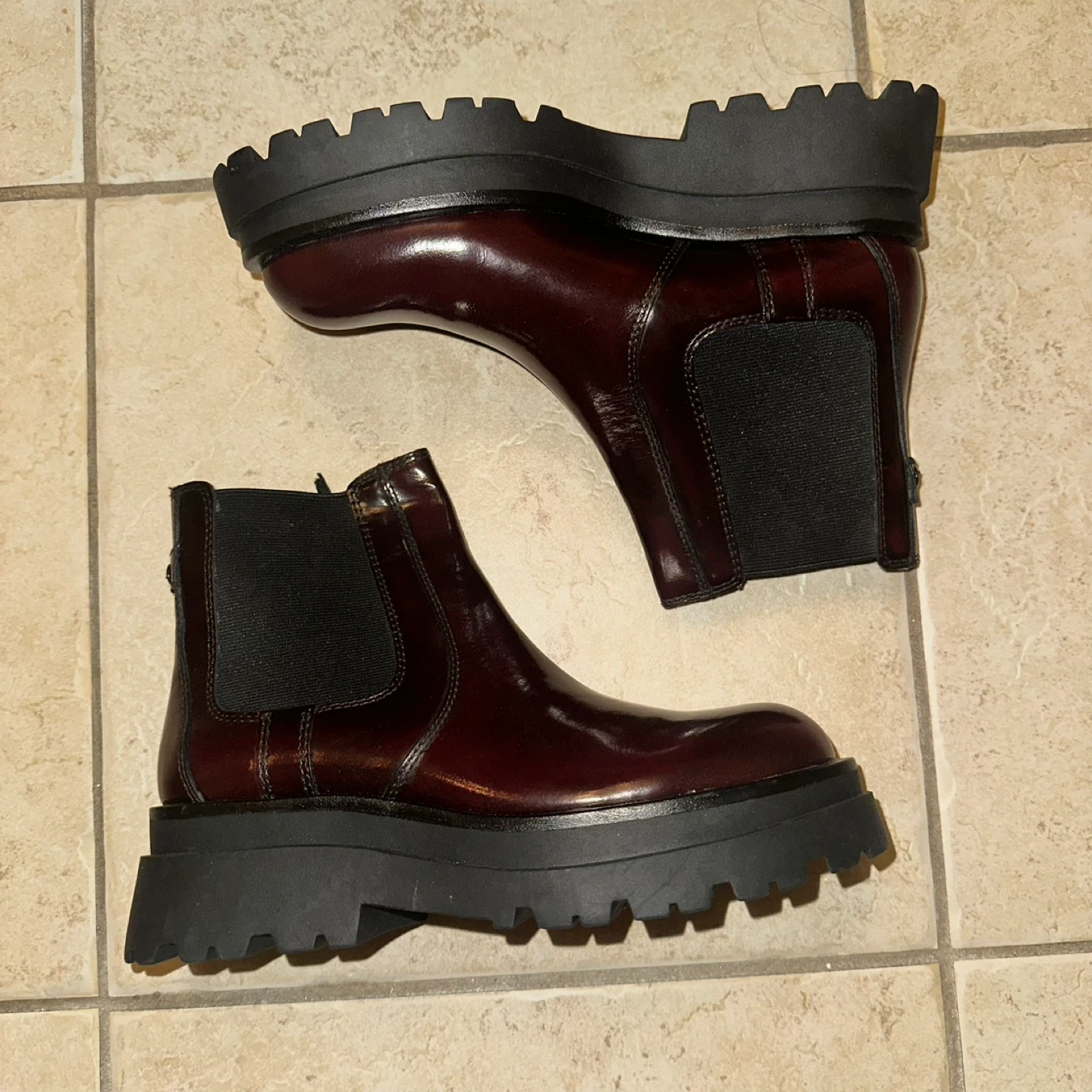 Chelsea Boots Burgundy Lug Sole - photo 2