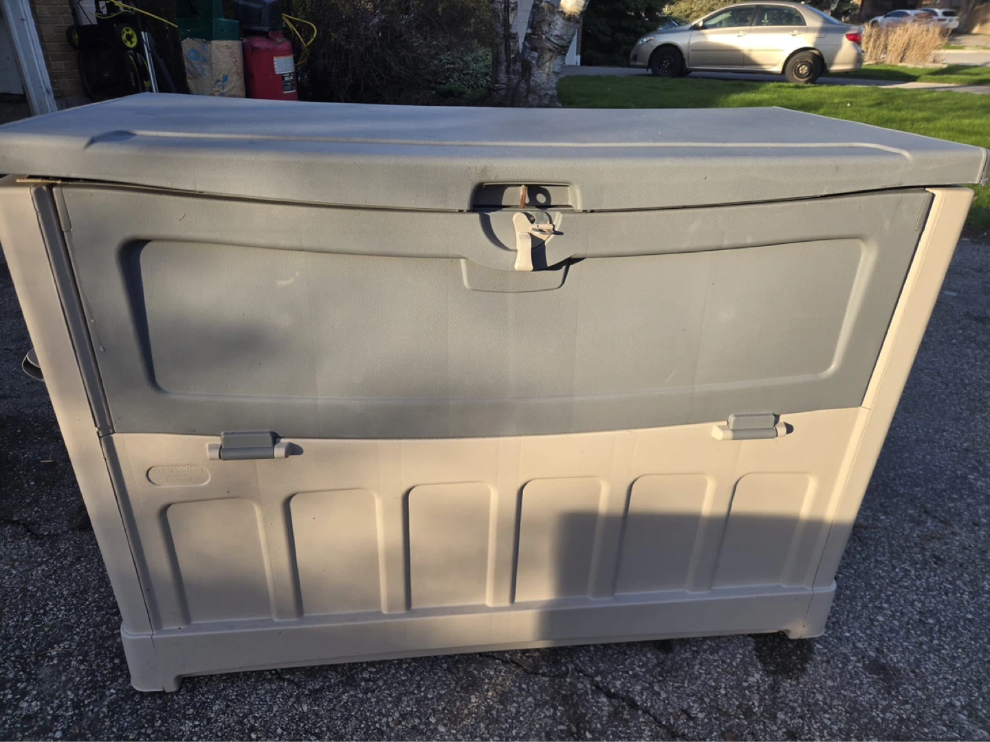 Large Storage Deck Box with wheels and cup holder