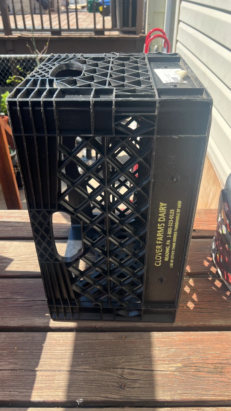 Clover Farms Dairy Milk Crate - photo 2