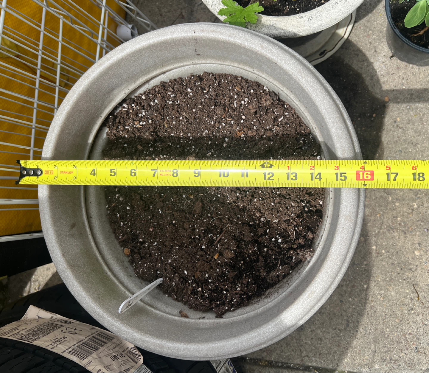 Large Decorative plastic Planter Pot with Cattail Design - photo 3