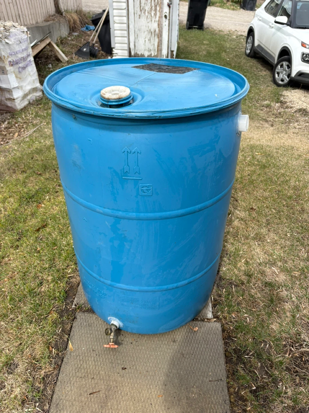 Blue Plastic Barrel with Spigot