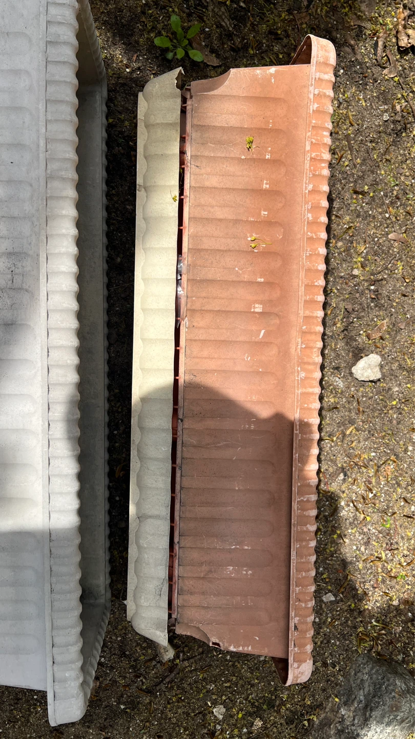 Multiple rectangular Plastic Planters $5 each - photo 5