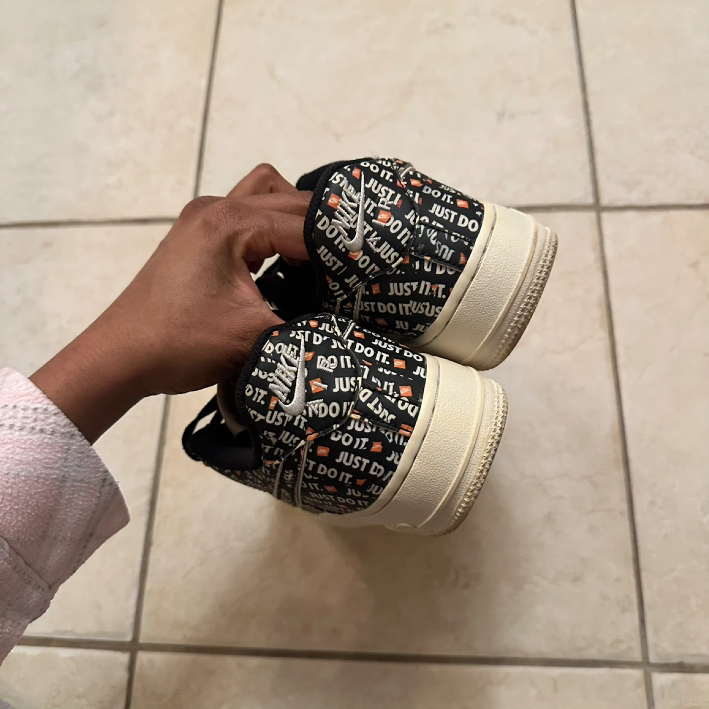 8W - Nike Air Force 1 '07 SE "Just Do It" All Over Print Sneaker - photo 3