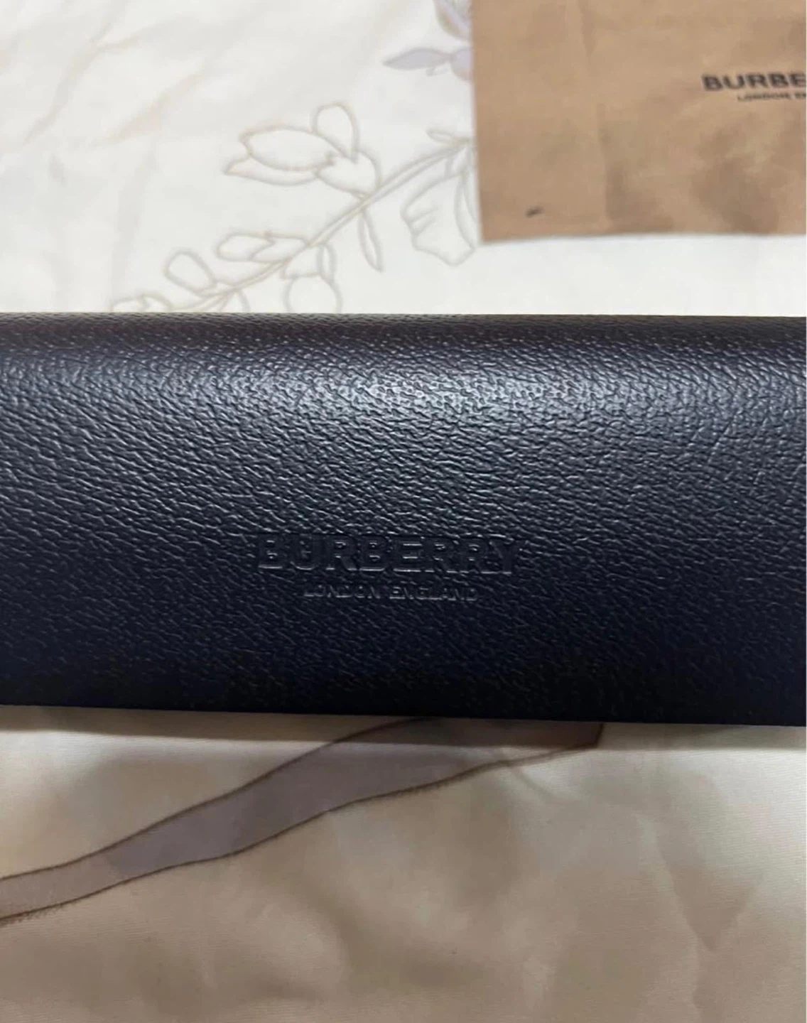 Burberry Sunglasses - photo 4