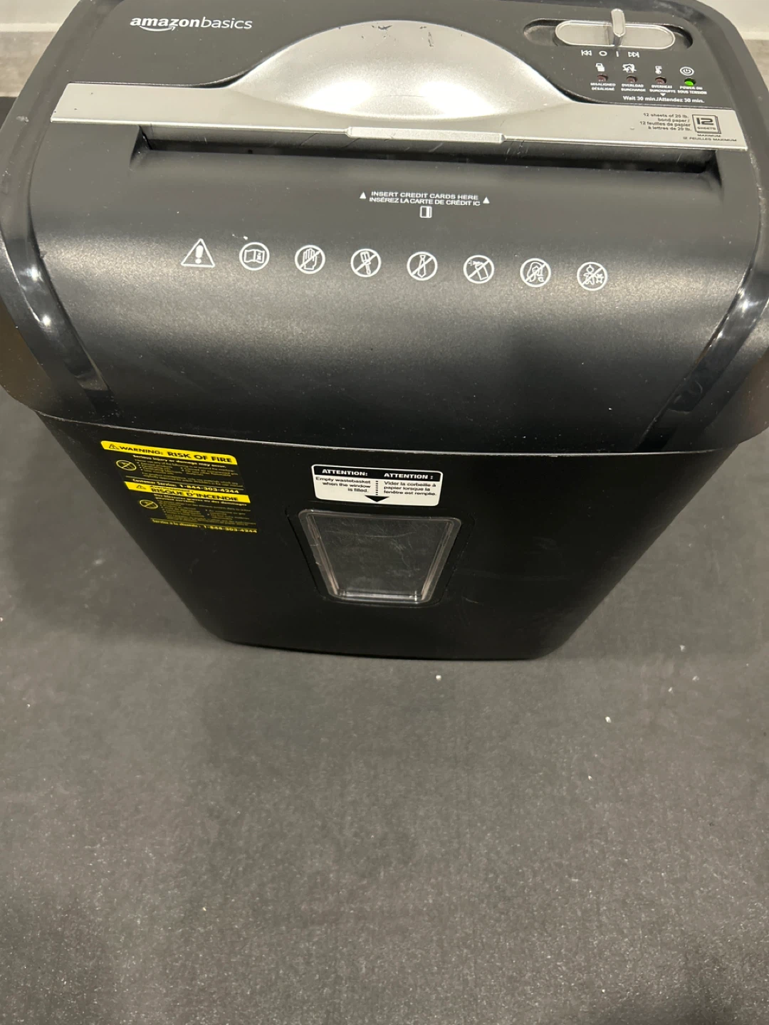 Amazon Basics Paper Shredder
