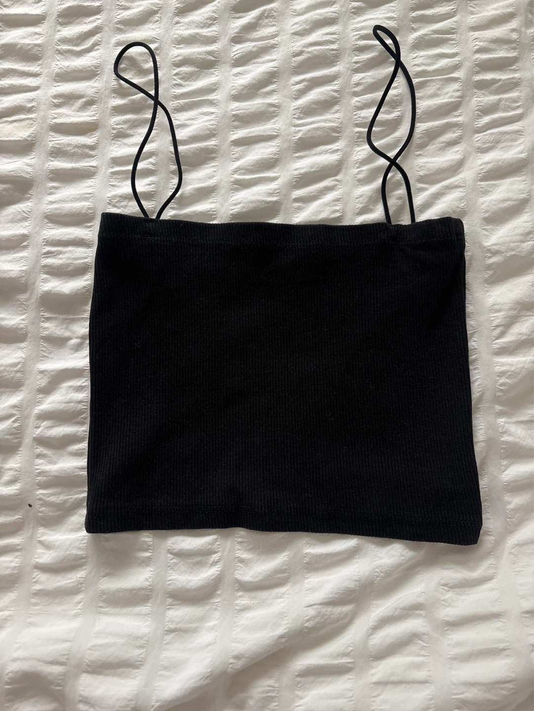 Black ribbed spaghetti strap tank top
