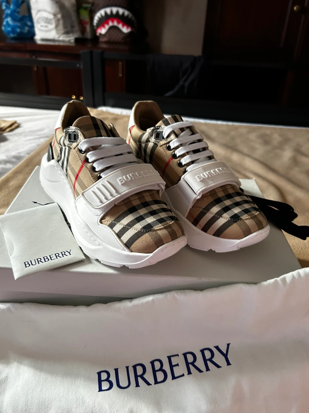 Burberry Sneakers