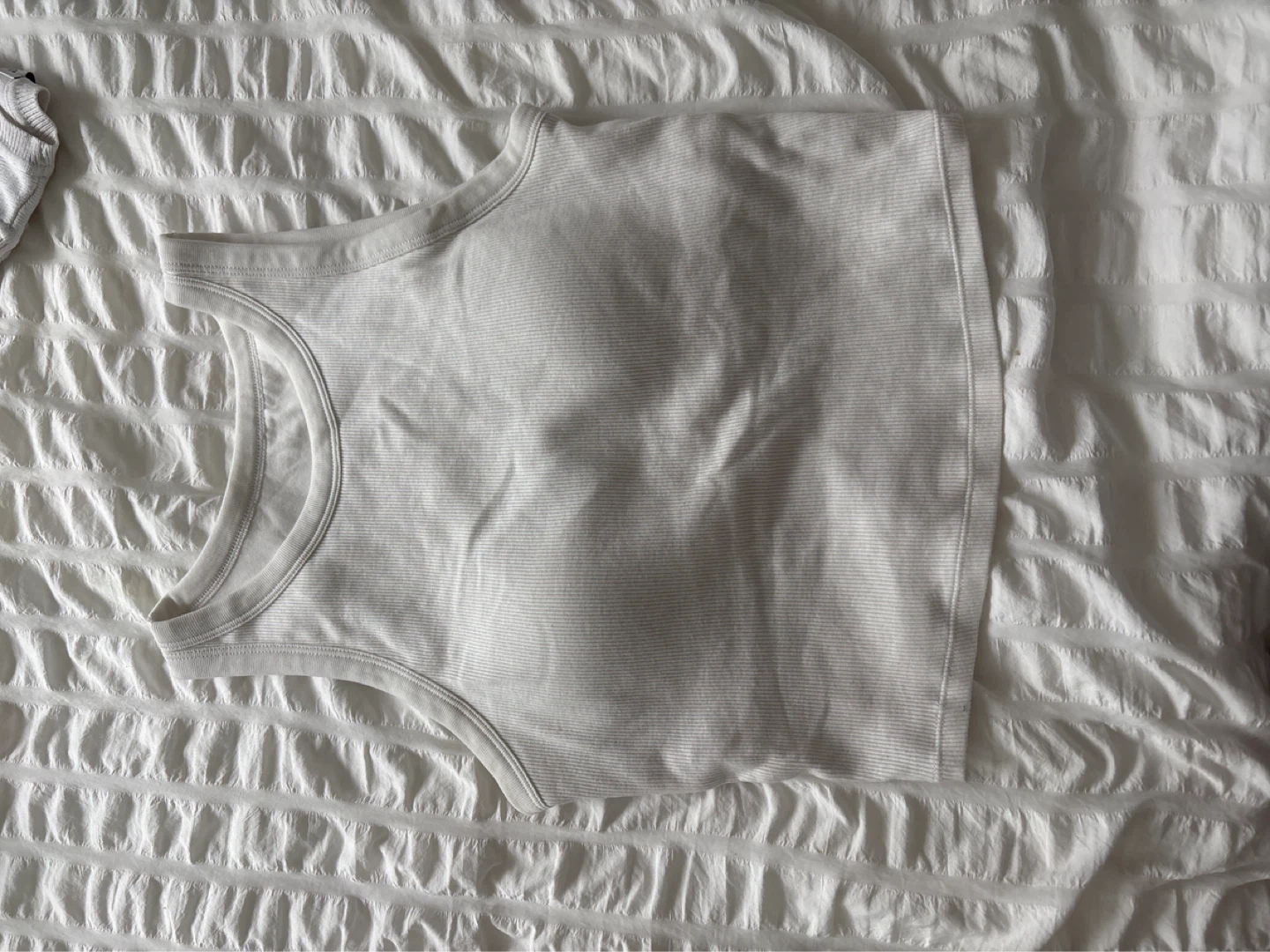 Uniqlo White Ribbed Tank Top