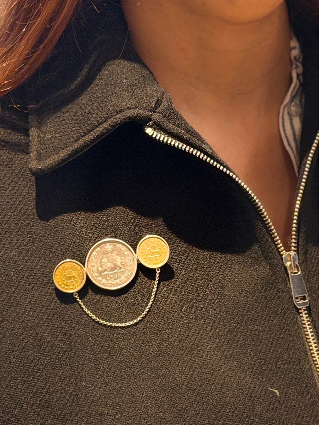 Coin Brooch with old Persian design - photo 3