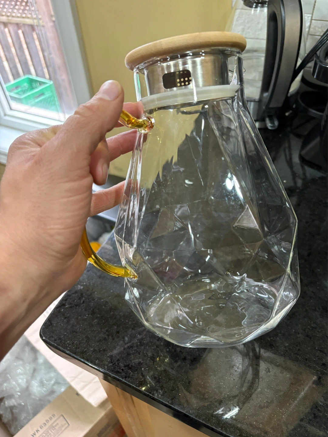 Glass Water Pitcher hexagon bottom  with Bamboo Lid - photo 5
