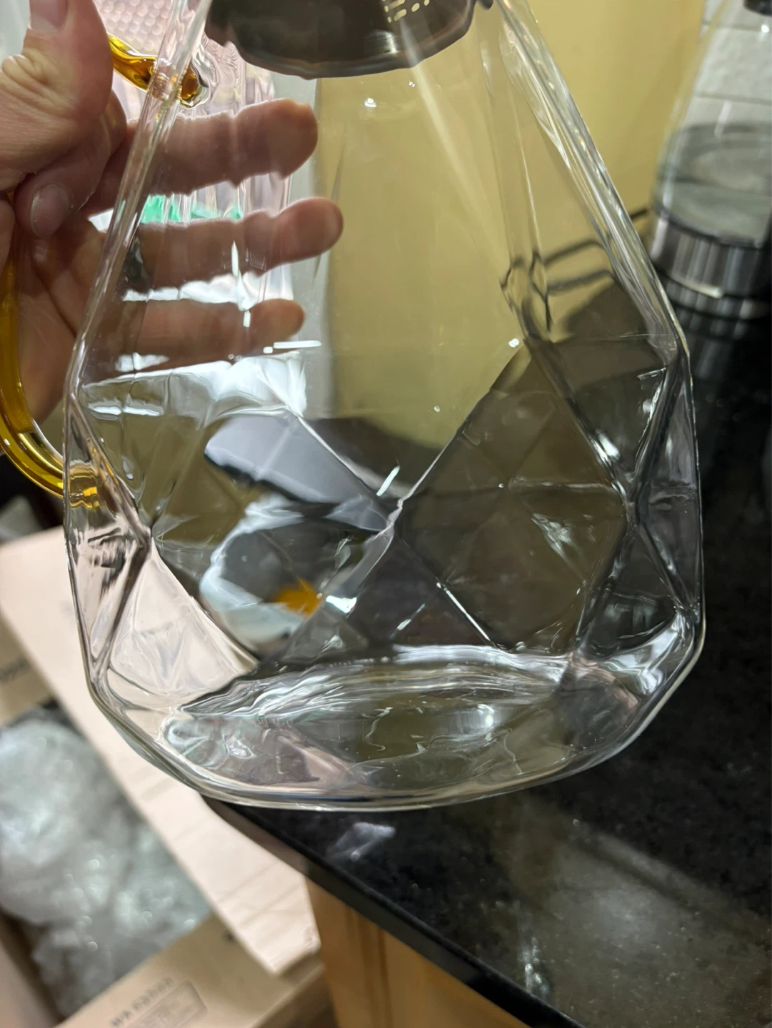 Glass Water Pitcher hexagon bottom  with Bamboo Lid - photo 3