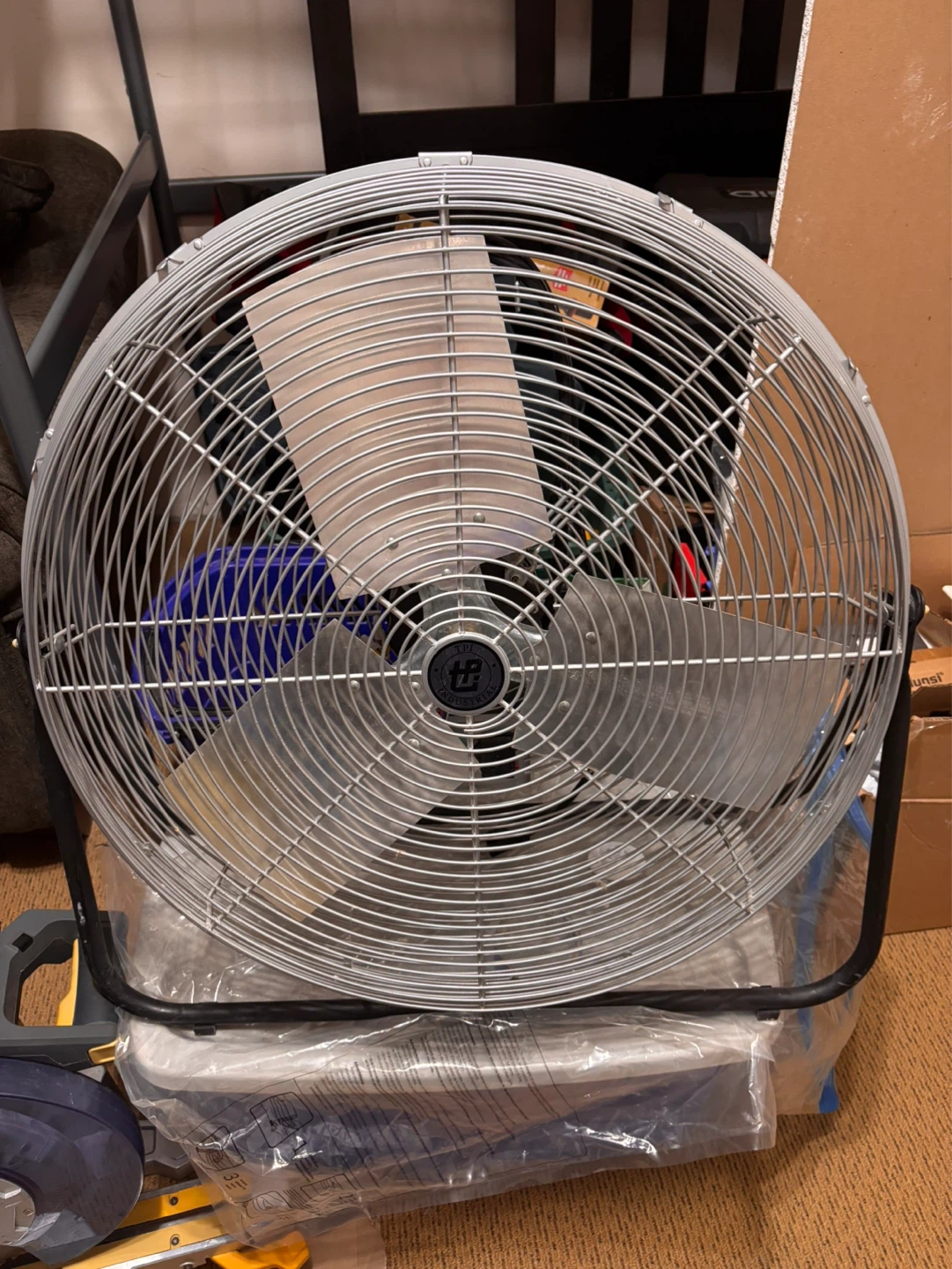 TPI Corporation P-24-TE Floor Fan