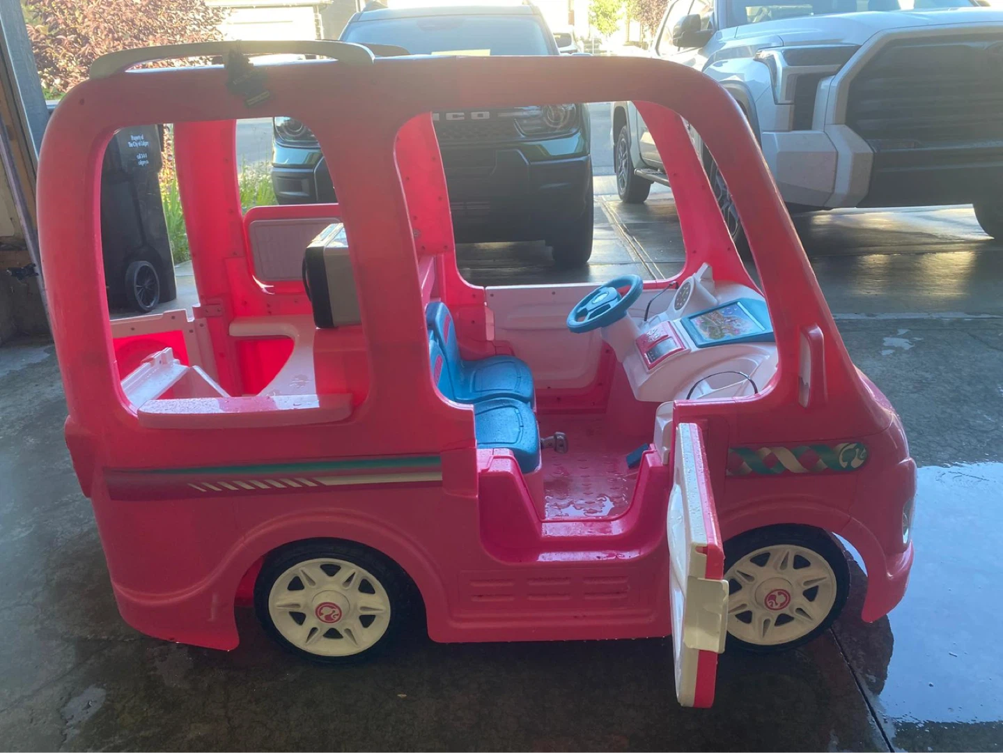 Little Tikes Barbie Camper
