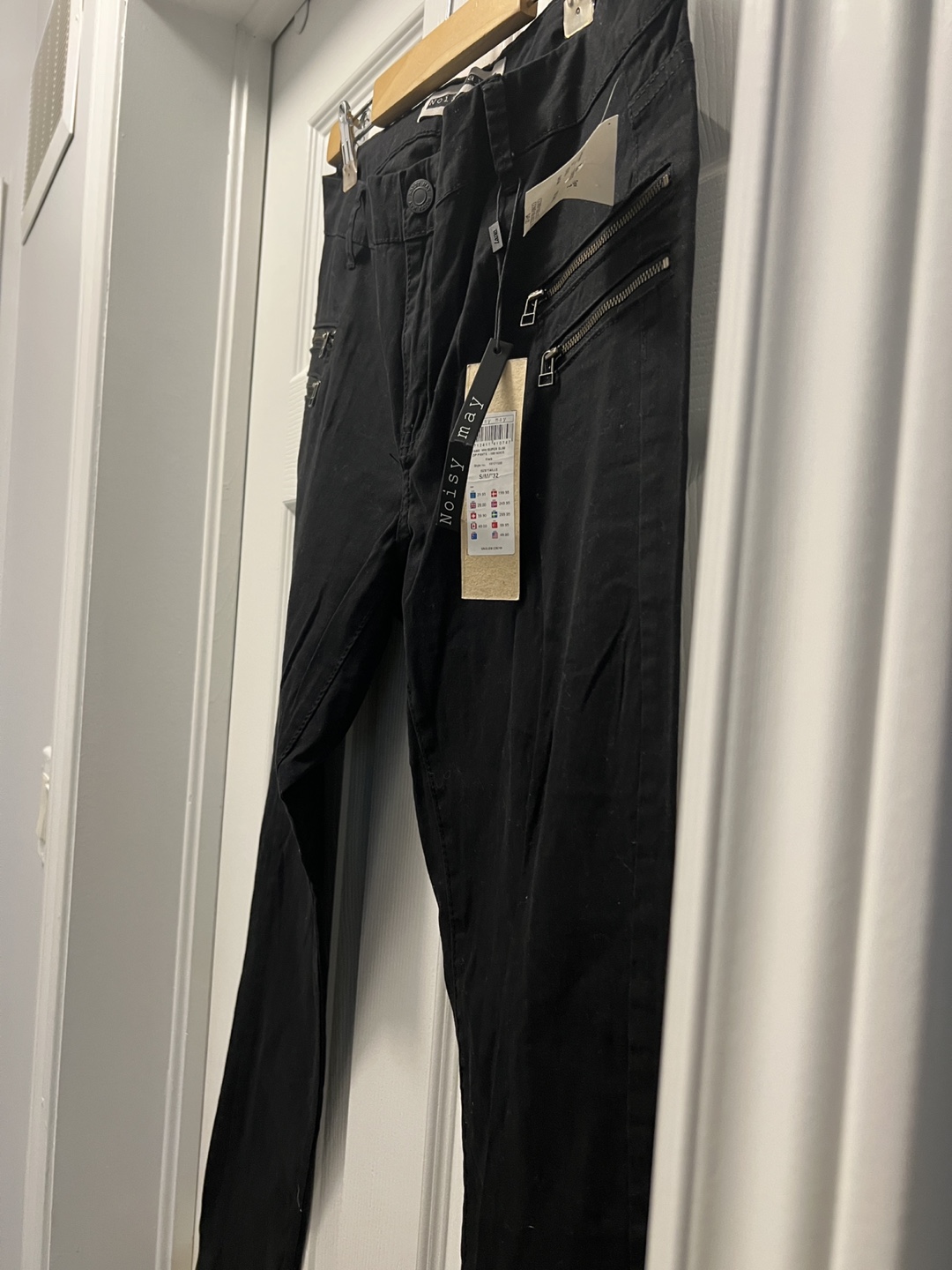 Brand new Noisy May Black Zipper Detail Pants - photo 2