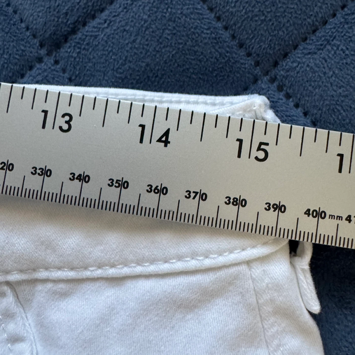Hollister White Mid-Rise Short size 29 stretchy - photo 2