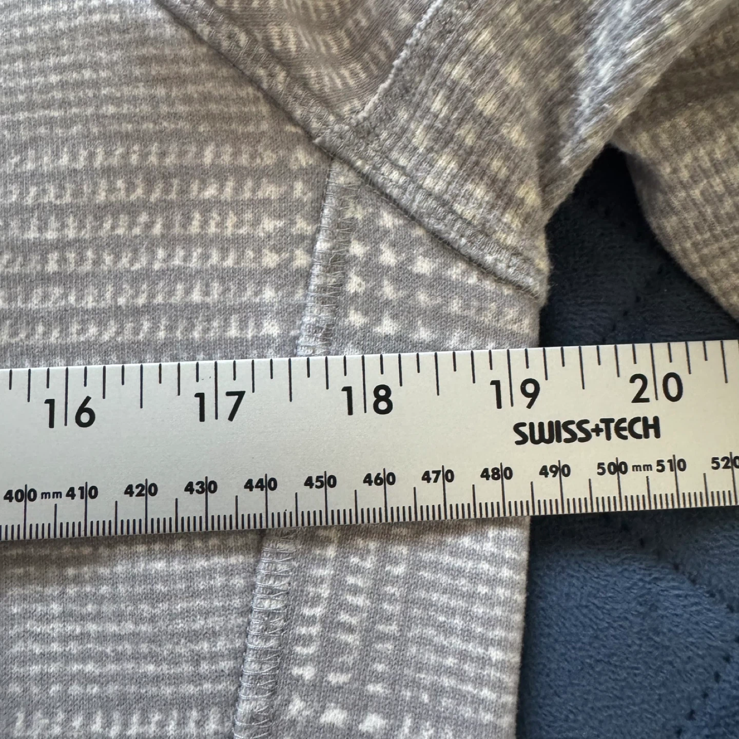Lululemon Grey Plaid Zip-Up Scuba Hoodie Size 10 - photo 4