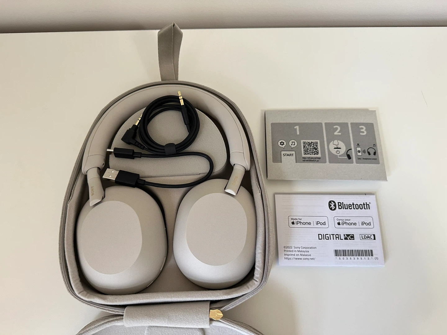 Sony WH-1000XM5 Wireless Noise Cancelling Headphones - photo 2