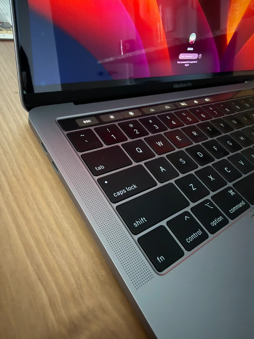 Apple MacBook Pro Laptop - photo 4