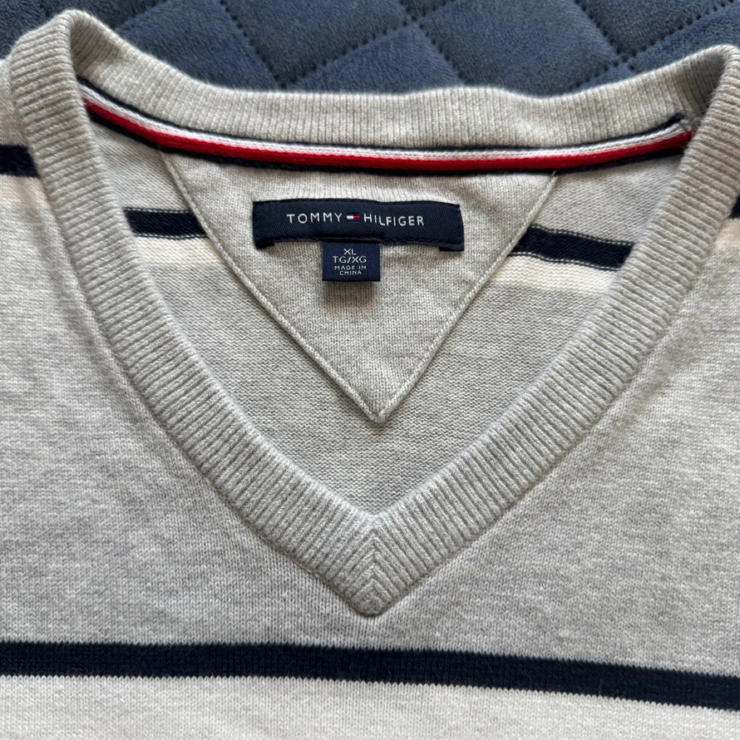 Tommy Hilfiger V-Neck Sweater XL Grey White Blue Stripe - photo 3