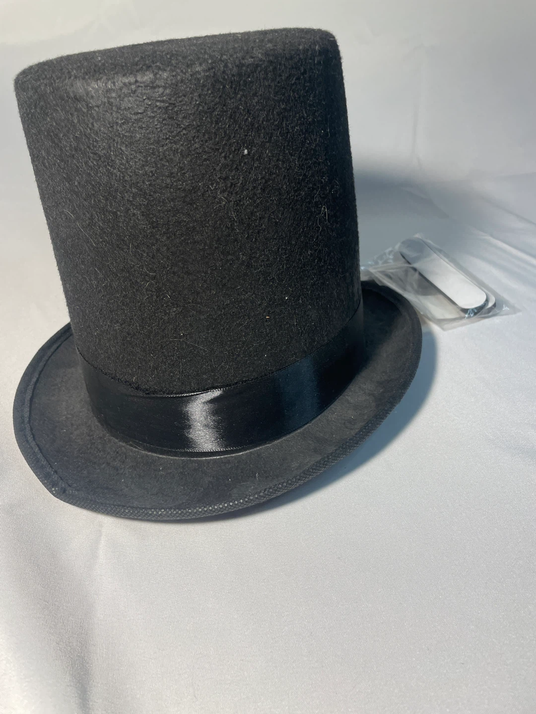 Black Top Hat