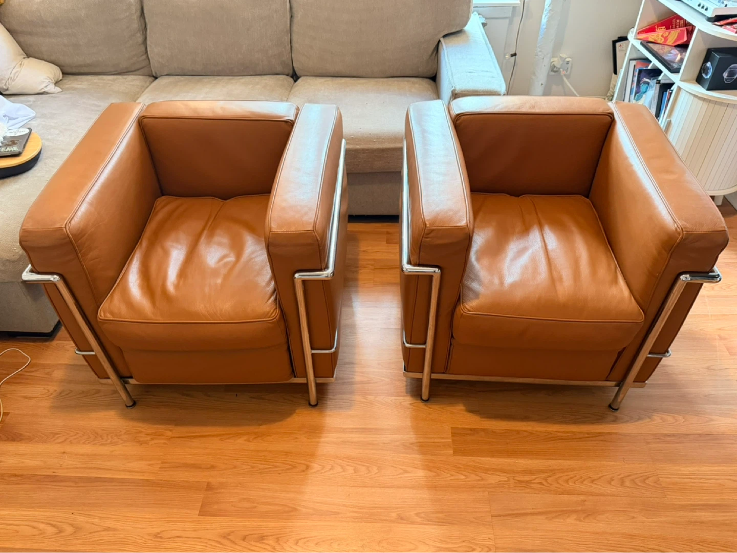 LC2 Style Armchair – Italian Modern Design - photo 2