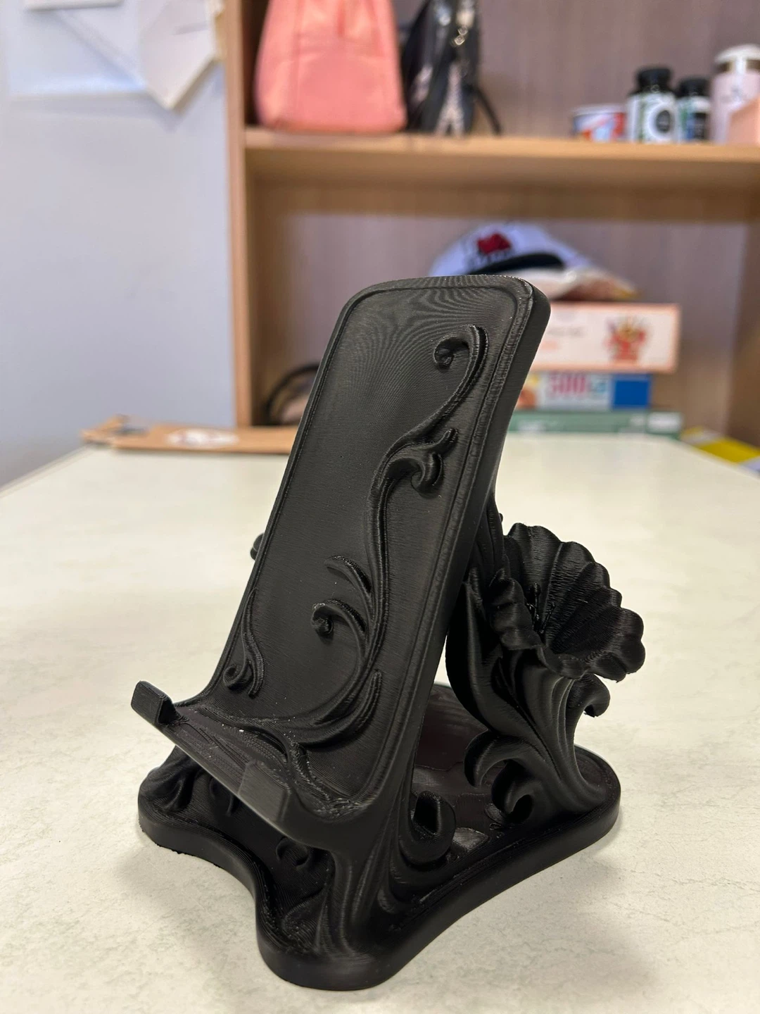 Black Hummingbird Phone Stand