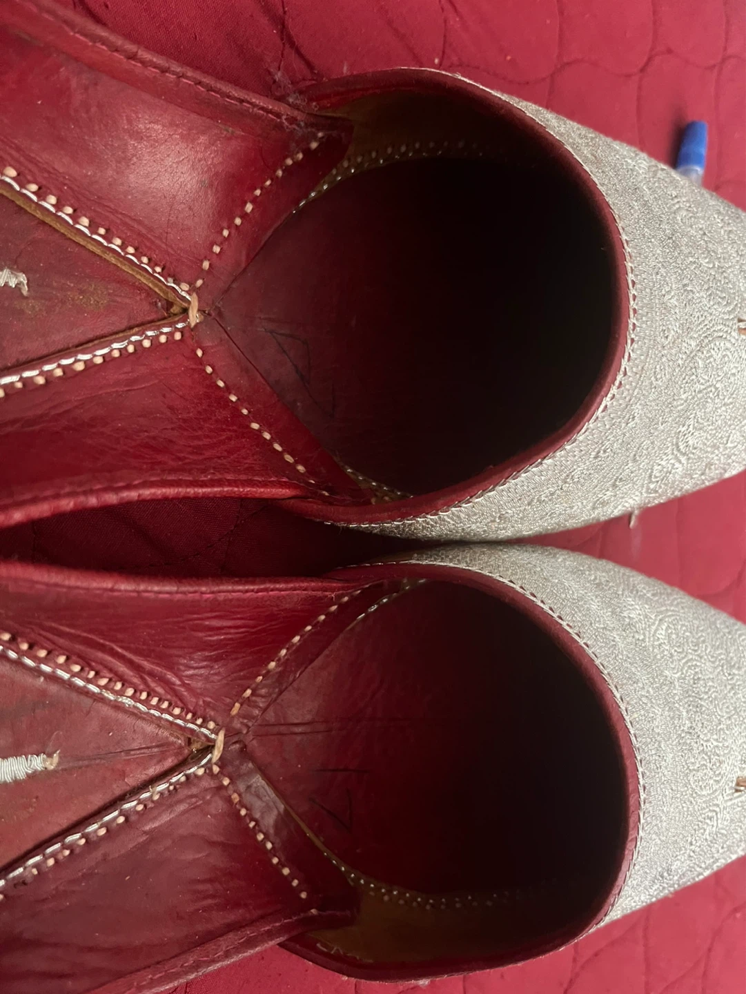 Embroidered Red Leather Jutti Shoes - photo 2