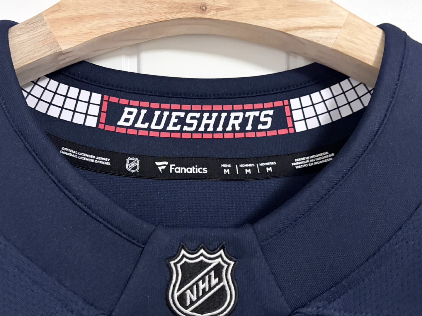 BNWT Authentic Fanatics New York Rangers Panarin Jersey Medium - photo 5