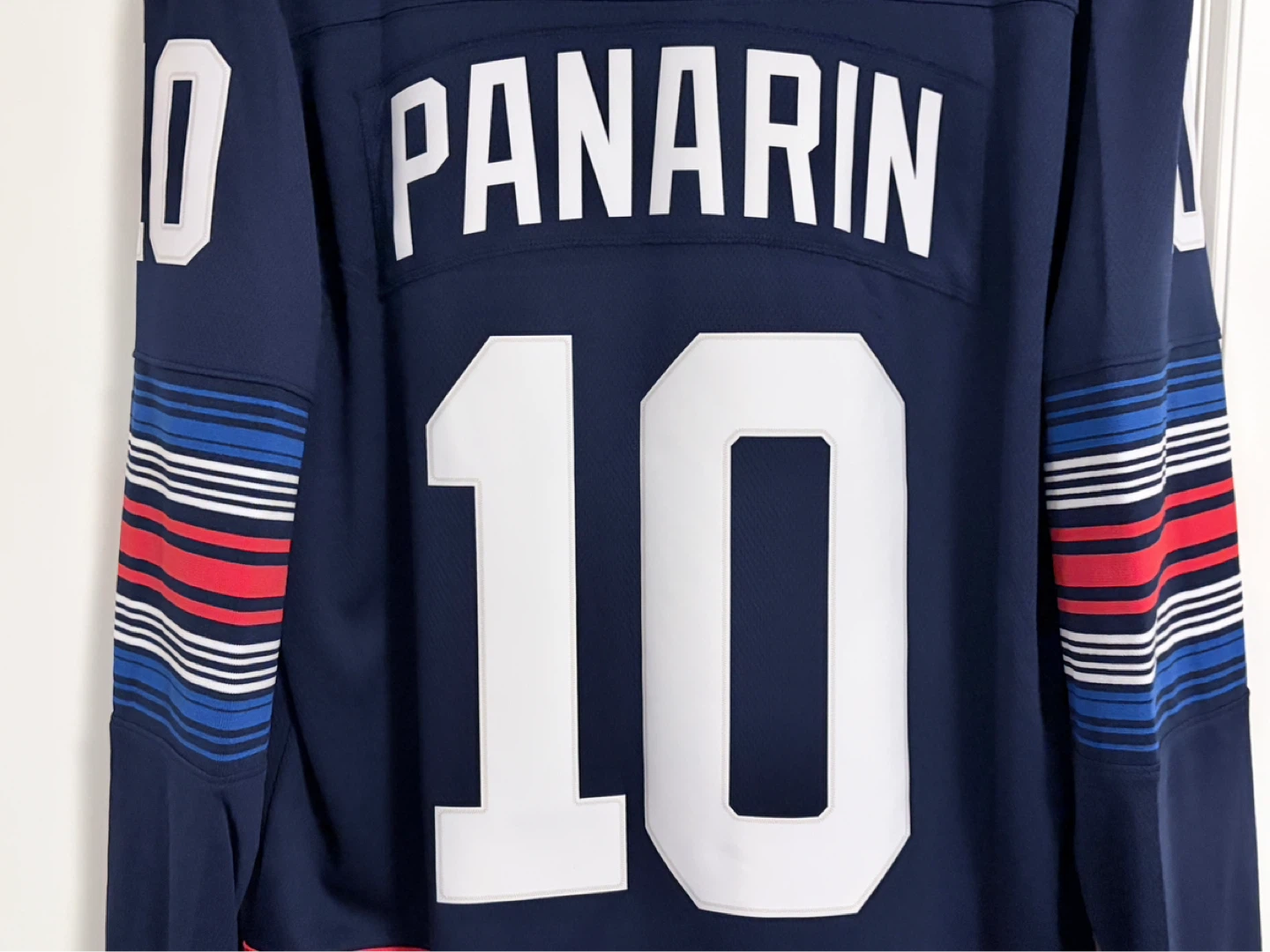 BNWT Authentic Fanatics New York Rangers Panarin Jersey Medium - photo 2